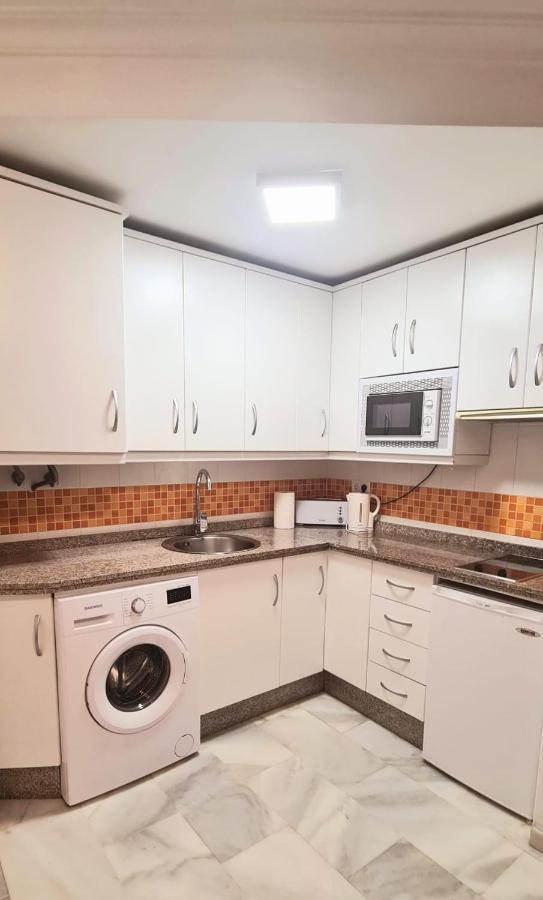 Apartamento A 2 Minutos De La Playa Y Centro Fuengirola Ngoại thất bức ảnh